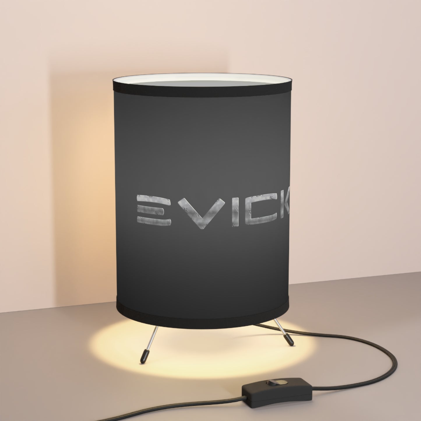 Evick Tripod Lamp